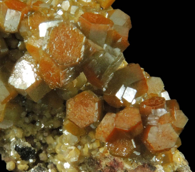 Vanadinite from Ramsey Mine, 22 km ESE of Quartzite, La Paz County, Arizona