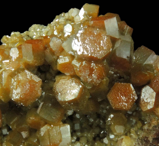 Vanadinite from Ramsey Mine, 22 km ESE of Quartzite, La Paz County, Arizona