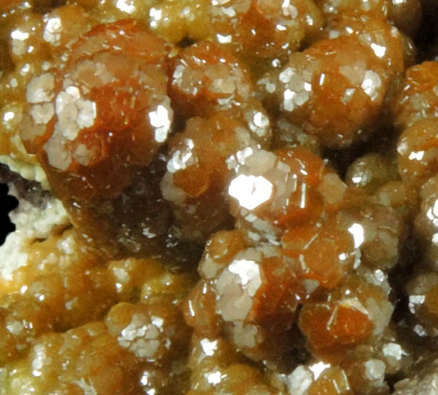 Vanadinite from Ramsey Mine, 22 km ESE of Quartzite, La Paz County, Arizona