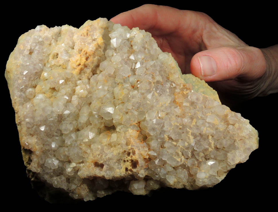 Quartz var. Amethystine on Fluorite from Unaweep Canyon, 23.5 km south of Grand Junction, Mesa County, Colorado