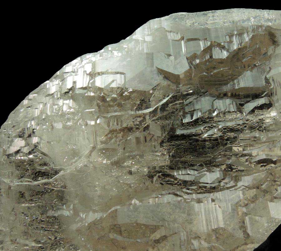 Quartz parallel growth from Hashupi, Shigar Valley, Gilgit-Baltistan, Pakistan