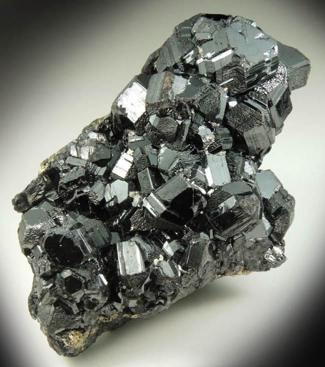 Sphalerite (Spinel-law twinned crystals) from Eagle Mine, Gilman District, Eagle County, Colorado