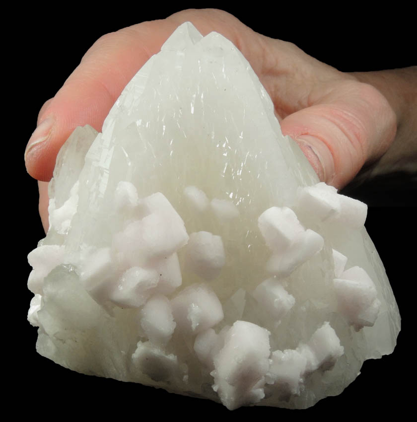 Quartz with Calcite var. Manganocalcite from Pachapaqui District, Bolognesi Province, Ancash Department, Peru