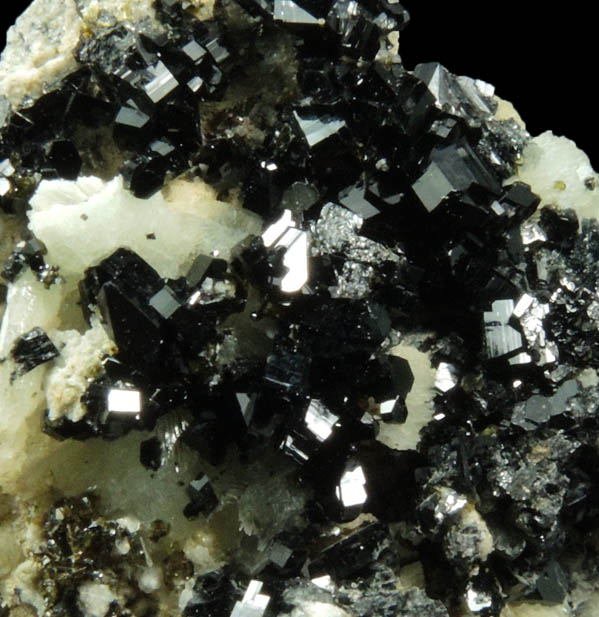 Babingtonite, Prehnite, Epidote from Cheapside Quarry, East Deerfield, Franklin County, Massachusetts