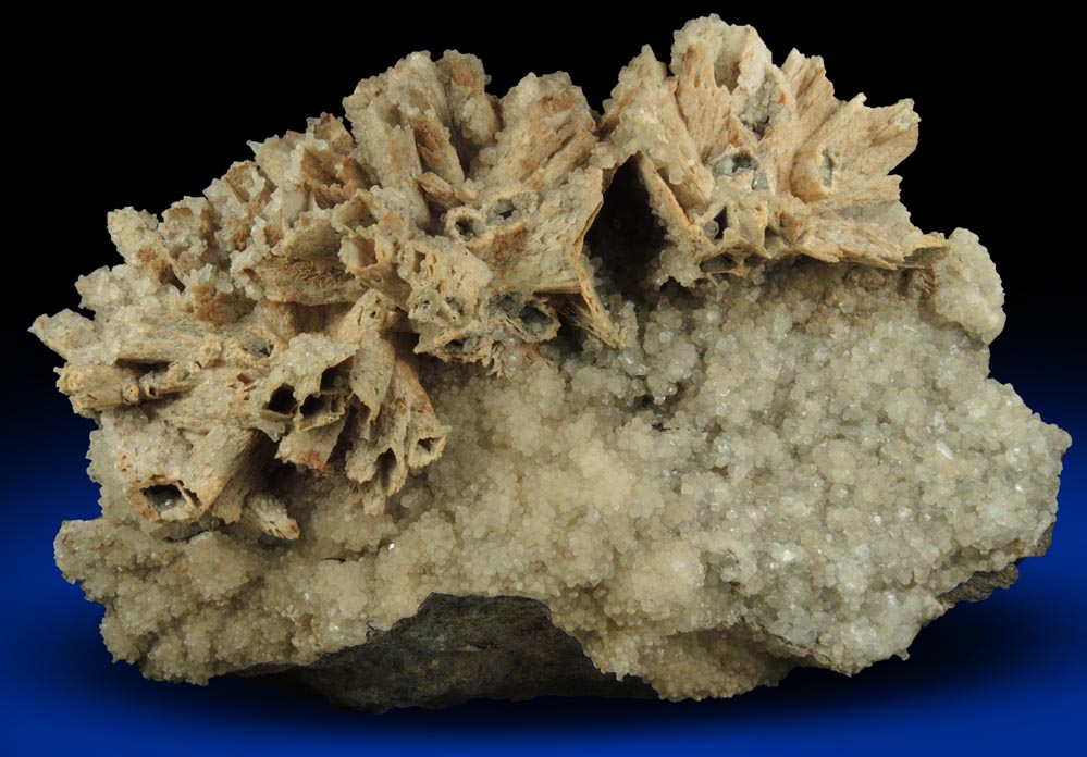 Quartz pseudomorphs after Anhydrite with Calcite from Houdaille Quarry (Consolidated Quarry), Little Falls Twp., north of Montclair State University, Essex County, New Jersey