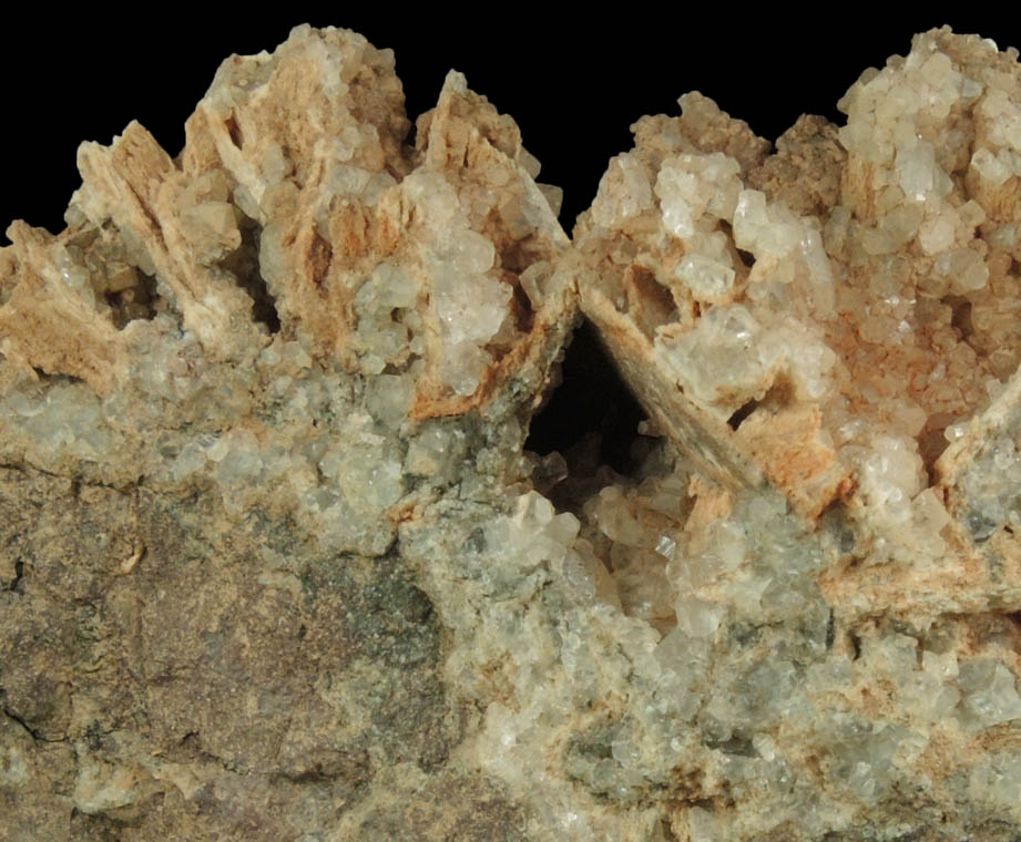 Quartz pseudomorphs after Anhydrite with Calcite from Houdaille Quarry (Consolidated Quarry), Little Falls Twp., north of Montclair State University, Essex County, New Jersey