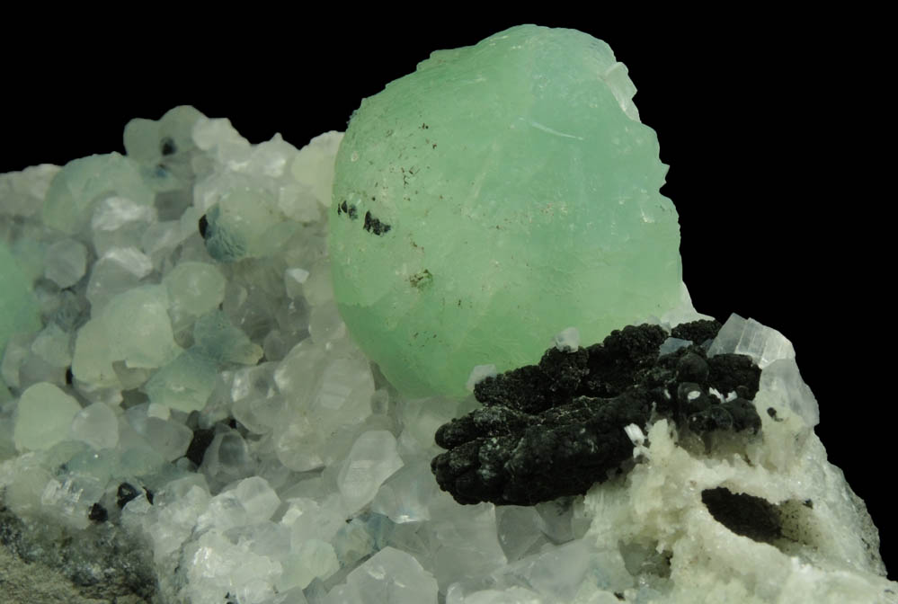 Prehnite on Calcite with Babingtonite-Chlorite from Upper New Street Quarry, Paterson, Passaic County, New Jersey