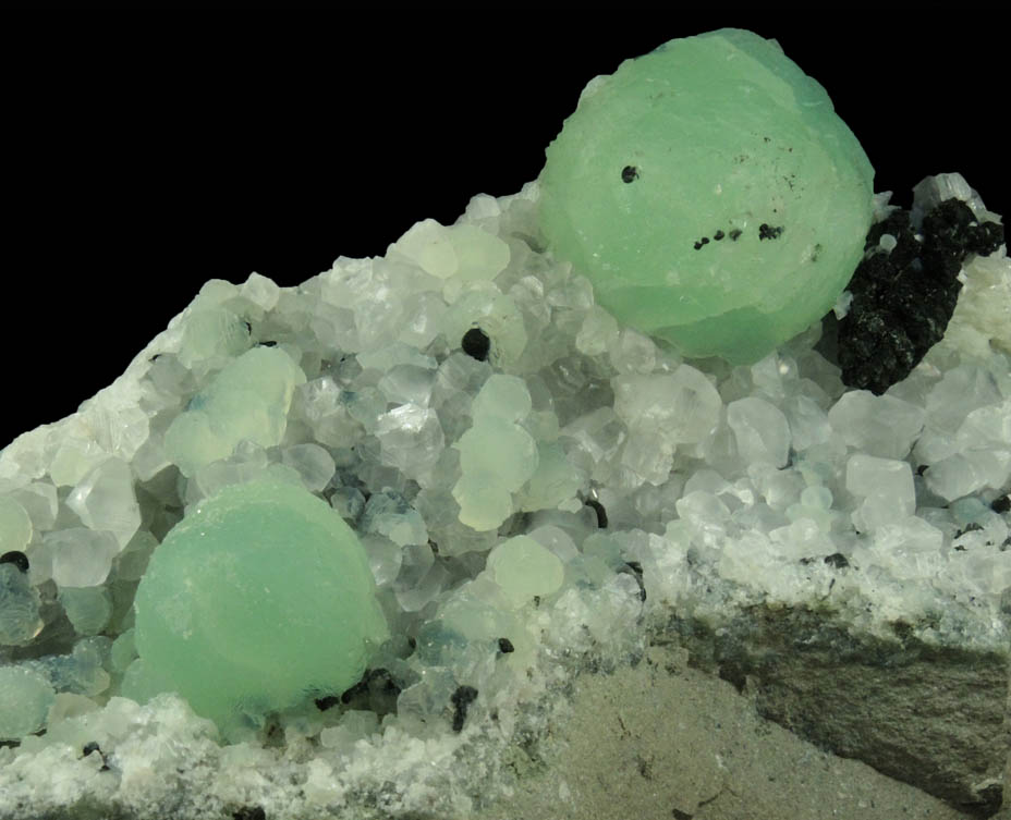 Prehnite on Calcite with Babingtonite-Chlorite from Upper New Street Quarry, Paterson, Passaic County, New Jersey