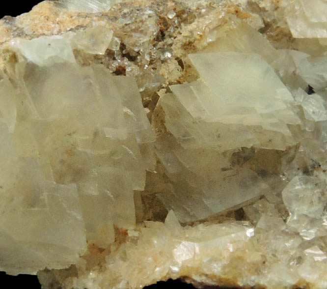 Calcite (stacked parallel crystals) from Lime Crest Quarry (Limecrest), Sussex Mills, 4.5 km northwest of Sparta, Sussex County, New Jersey