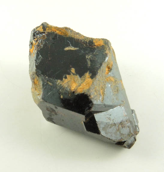 Rutile from Graves Mountain, 19.5 km east of Washington, Lincoln County, Georgia