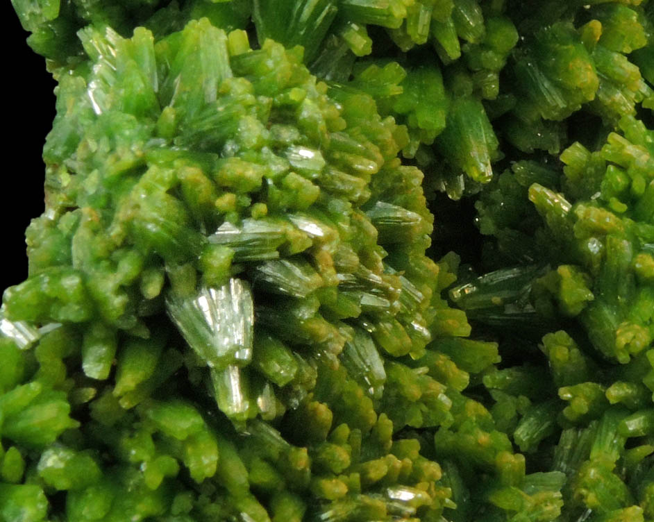 Pyromorphite from Daoping Mine, Yangshuo, Guangxi, China