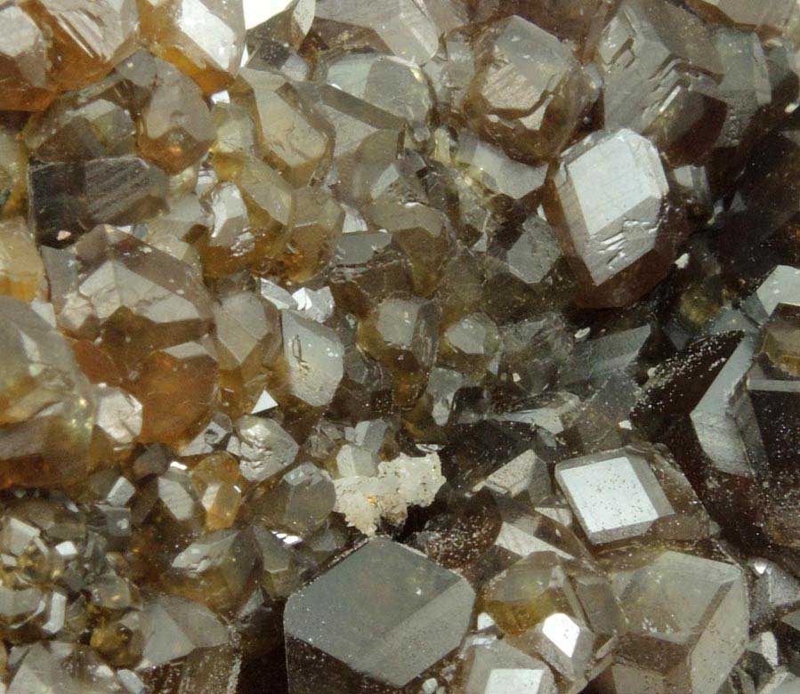 Andradite Garnet from Bor Pit skarn deposits, Dalnegorsk, Primorskiy Kray, Russia