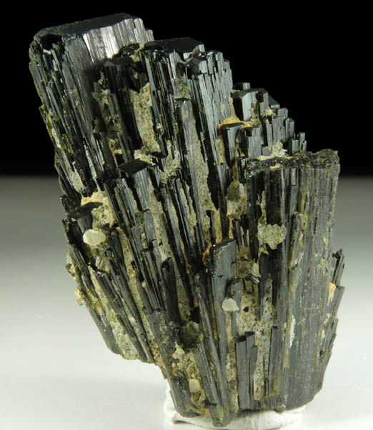 Epidote from Rosario Mabel Claim, Pampa Blanca, Huancavelica Department, Peru