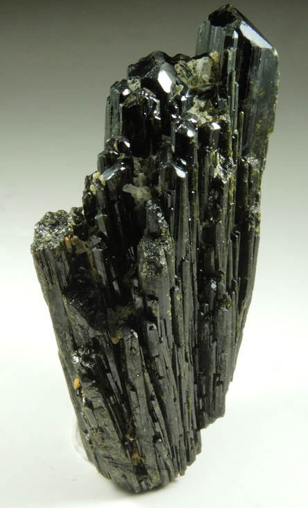 Epidote from Rosario Mabel Claim, Pampa Blanca, Huancavelica Department, Peru