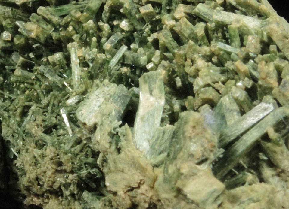 Actinolite pseudomorphs after Diopside (Uralite) from Calumet Mine, 12 km NNE of Salida, Chaffee County, Colorado