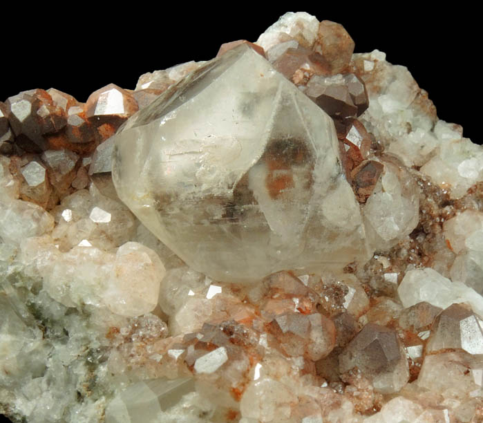 Calcite on Analcime with Hematite coating from Croft Roadstone Quarry, Croft, Leicestershire, England