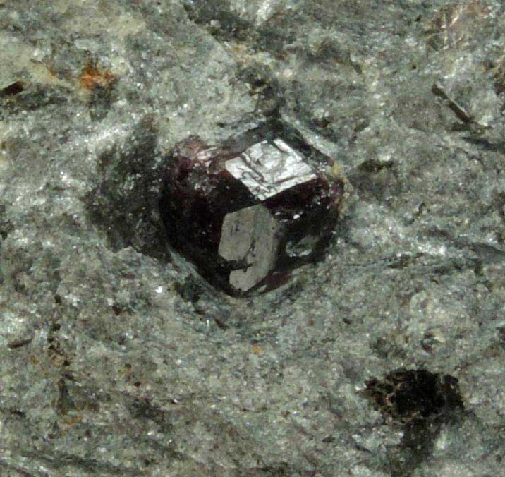 Almandine Garnet in schist from Pipeline excavation, south of Diamond Lake, Glastonbury, Hartford County, Connecticut