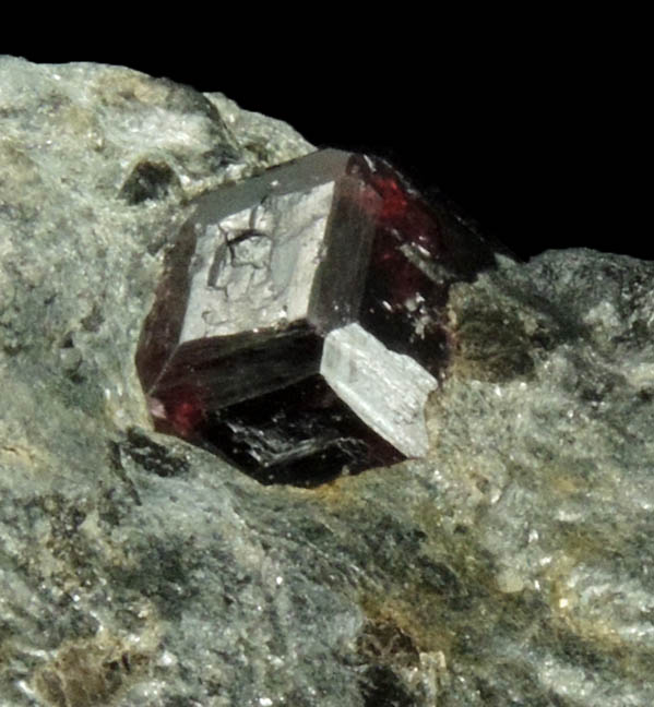 Almandine Garnet in schist from Pipeline excavation, south of Diamond Lake, Glastonbury, Hartford County, Connecticut