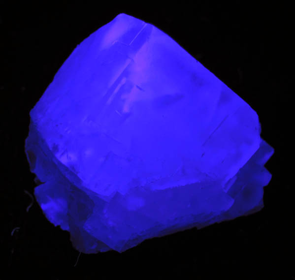 Fluorite with internal color zoning from Pea Blanca Mine, San Pablo de Borbur, Vasquez-Yacopi Mining District, Boyac Department, Colombia