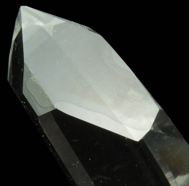 Quartz (optical-grade) with rare crystal faces from Pea Blanca Mine, San Pablo de Borbur, Vasquez-Yacopi Mining District, Boyac Department, Colombia