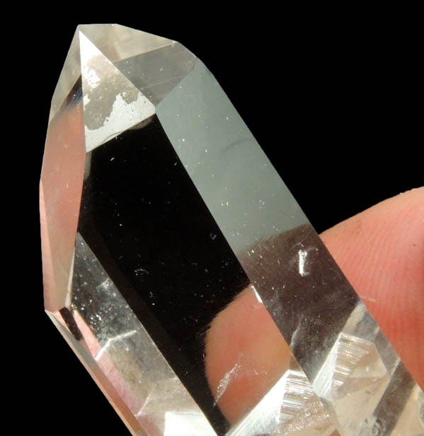 Quartz (optical-grade) with rare crystal faces from Pea Blanca Mine, San Pablo de Borbur, Vasquez-Yacopi Mining District, Boyac Department, Colombia