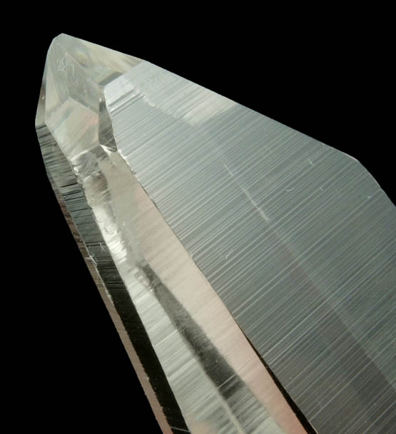 Quartz (optical-grade) with rare crystal faces from Peña Blanca Mine, San Pablo de Borbur, Vasquez-Yacopi Mining District, Boyacá Department, Colombia