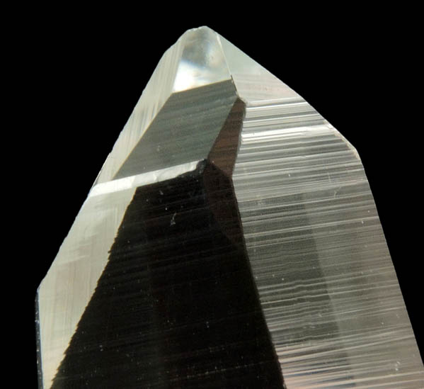 Quartz (optical-grade) with rare crystal faces from Pea Blanca Mine, San Pablo de Borbur, Vasquez-Yacopi Mining District, Boyac Department, Colombia