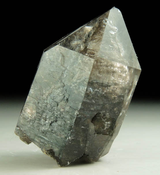 Quartz with phantom-growth zone from Greely, 18 km SSE of Ottawa, Ontario, Canada