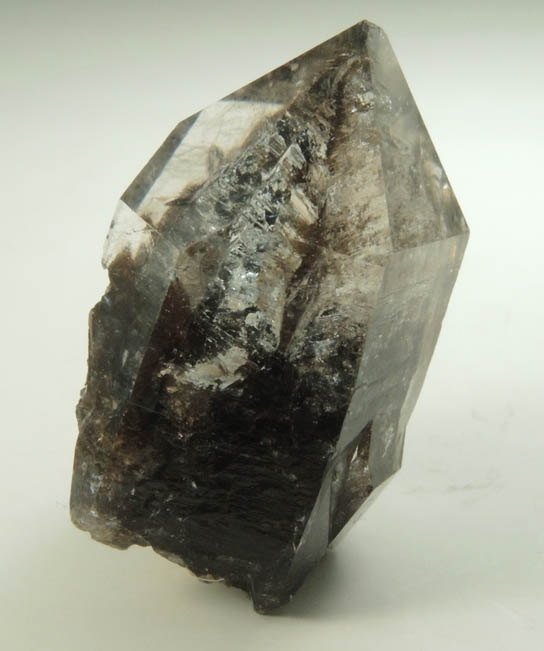 Quartz with phantom-growth zone from Greely, 18 km SSE of Ottawa, Ontario, Canada