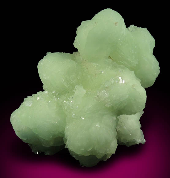 Apophyllite on Prehnite from Millington Quarry, Bernards Township, Somerset County, New Jersey