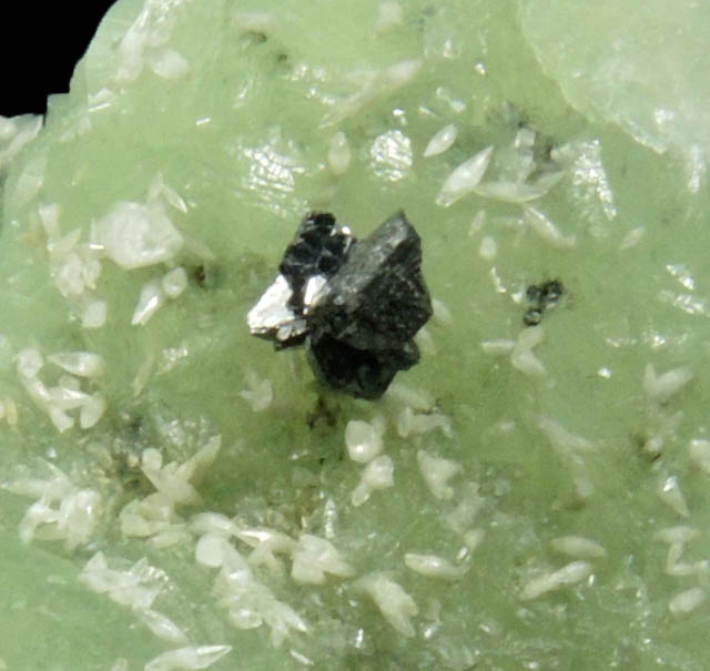 Babingtonite and Calcite on Prehnite from Millington Quarry, Bernards Township, Somerset County, New Jersey