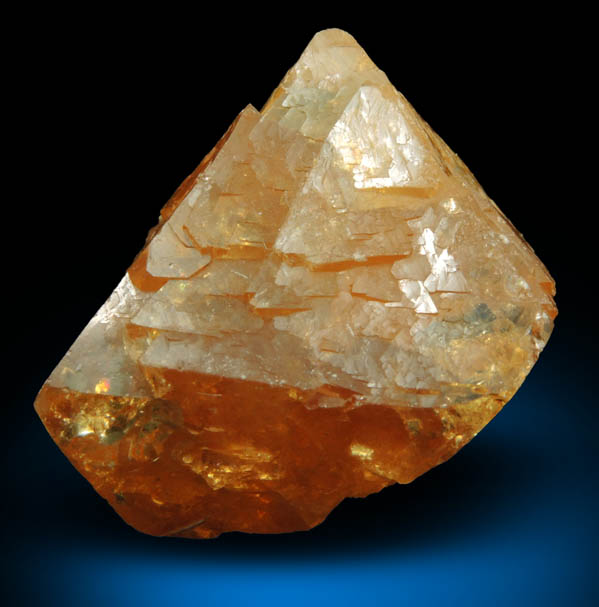 Scheelite with minor Muscovite from Xuebaoding Mountain, near Pingwu, Sichuan Province, China