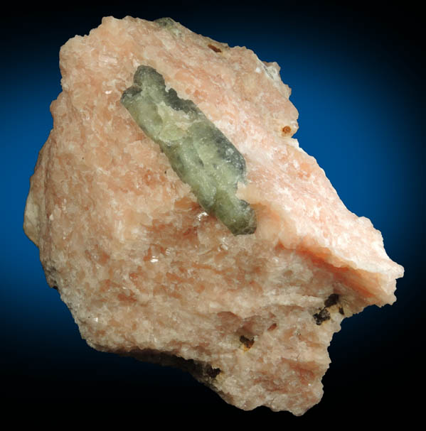 Fluorapatite in Calcite from Otter Lake, Pontiac County, Qubec, Canada