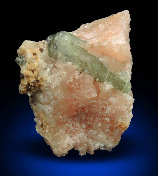 Fluorapatite in Calcite from Otter Lake, Pontiac County, Québec, Canada