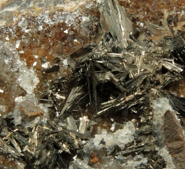 Pyrolusite on Quartz from Taylor Mine,  Alberta, Baraga County, Michigan