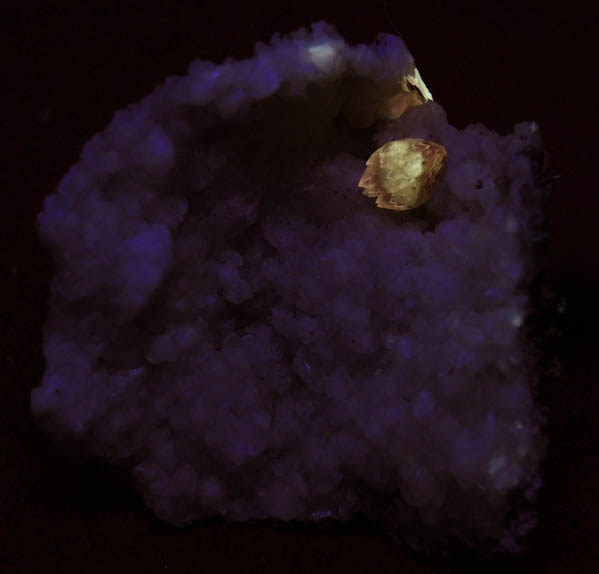 Calcite on Datolite from Millington Quarry, Bernards Township, Somerset County, New Jersey