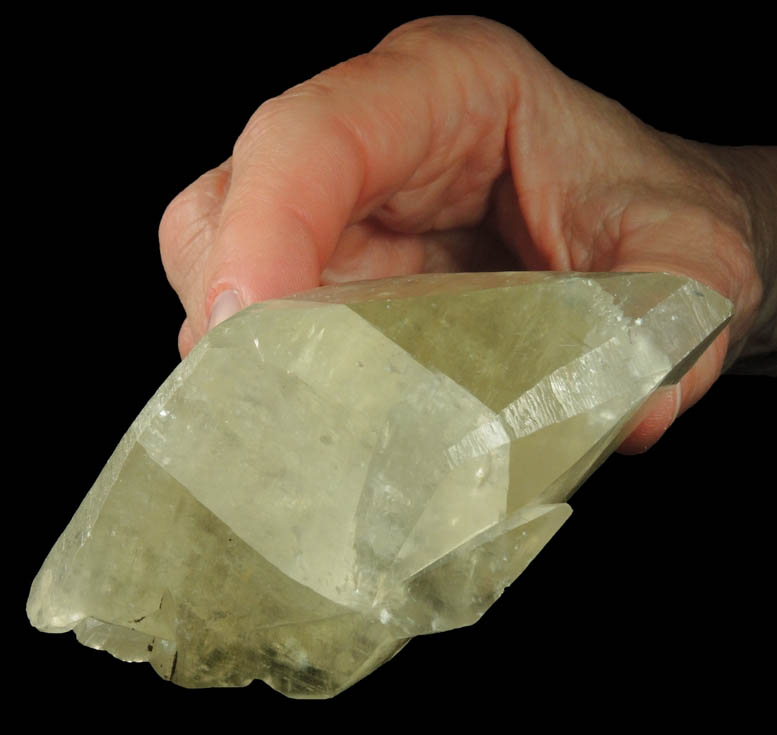 Calcite from Hampstead Farm Quarry, 17 km northeast of Bristol, Sodbury, South Gloucestershire, England