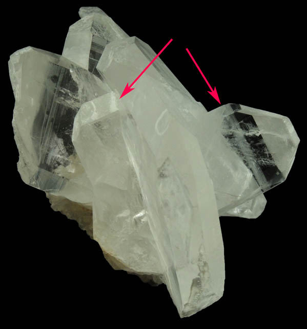 Quartz (Japan Law-twinned crystals) from Pampa Blanca District, Castrovirreyna Province, Huancavelica, Peru