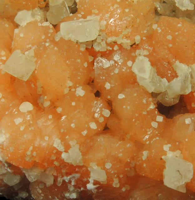 Stilbite with Calcite from Moore's Station Quarry, 44 km northeast of Philadelphia, Mercer County, New Jersey