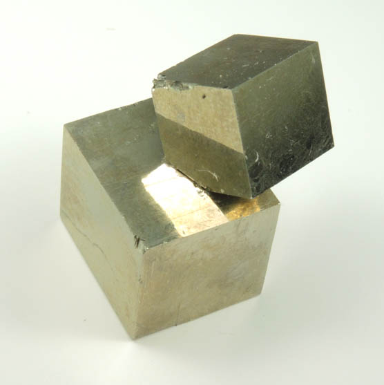 Pyrite (two interpenetrant cubic crystals) from Navajn, La Rioja, Spain