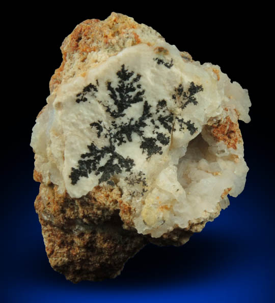 Quartz var. Chalcedony with Manganese-oxide dendrites from Blanchard Mine, Hansonburg District, 8.5 km south of Bingham, Socorro County, New Mexico