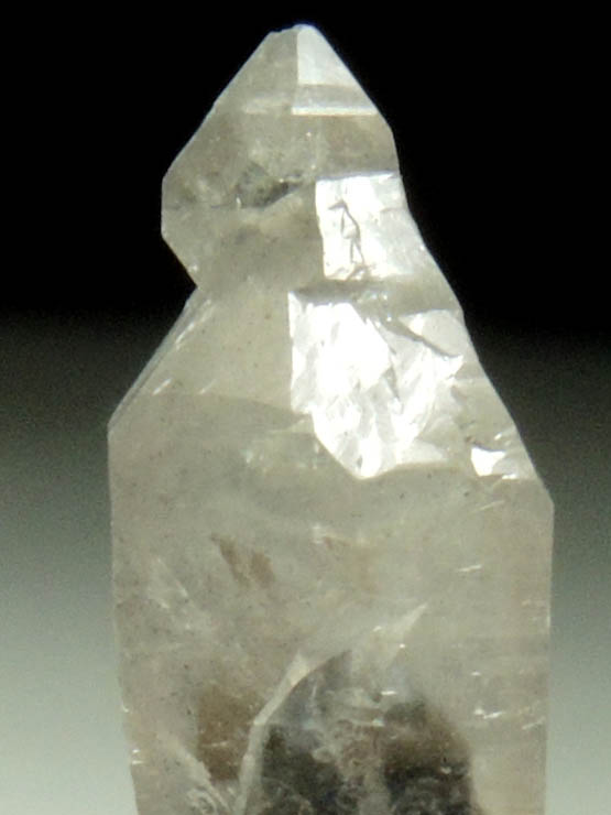 Quartz var. Doubly-terminated reverse scepter from Saltville, Smyth County, Virginia