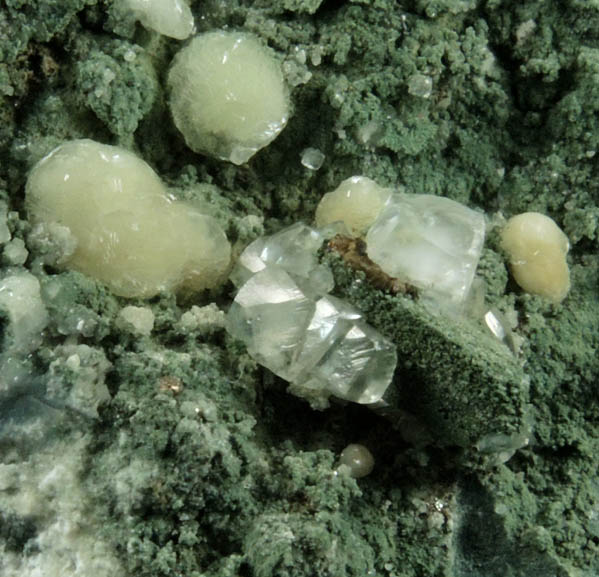 Prehnite, Pyrite, Calcite Julgoldite-Pumpellyite from O and G Industries Southbury Quarry, Southbury, New Haven County, Connecticut