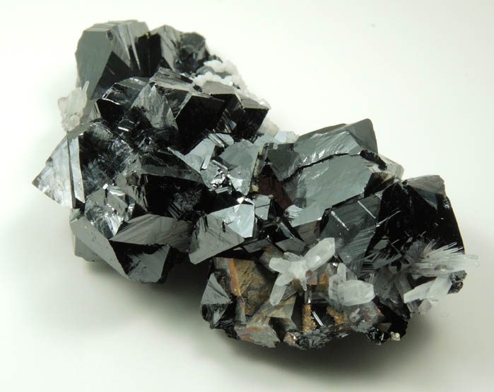 Sphalerite (Spinel Law twinned crystals) with Quartz and Calcite from Stantrg Mine, Trepca District, 7.5 km northeast of Kosozska Mitrovica, Kosovo