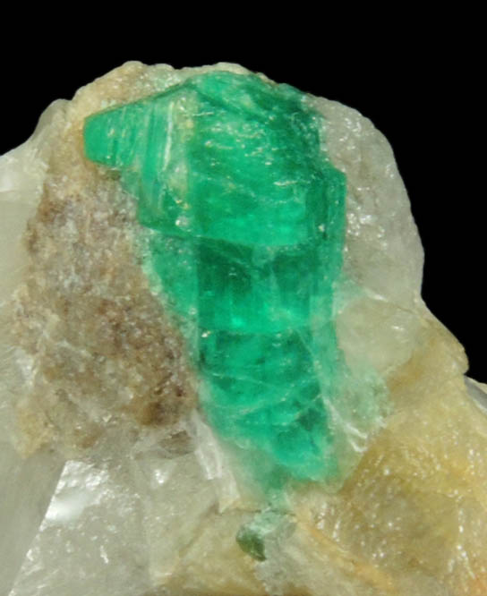 Beryl var. Emerald from Herat-Panjsher Fault, southeastern slope of the Panjshir River, Buzmal-Khenj area, Panjshir Province, Afghanistan