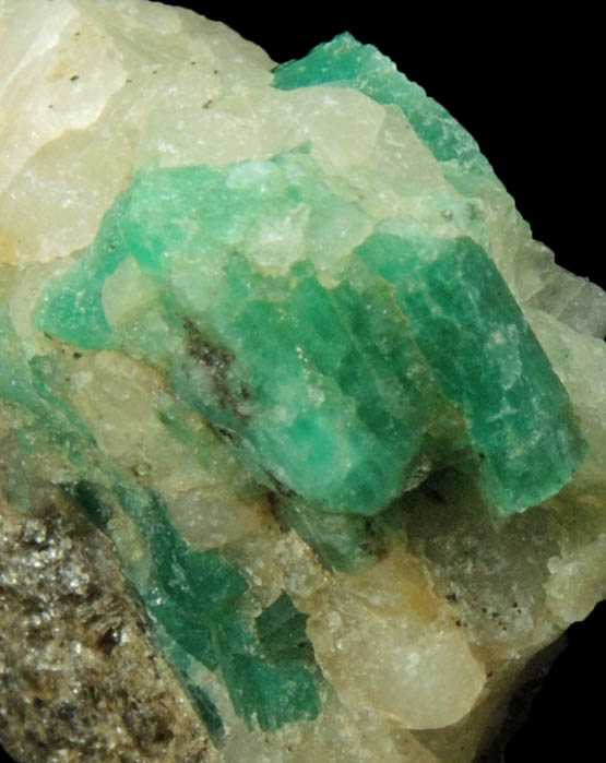 Beryl var. Emerald from Herat-Panjsher Fault, southeastern slope of the Panjshir River, Buzmal-Khenj area, Panjshir Province, Afghanistan