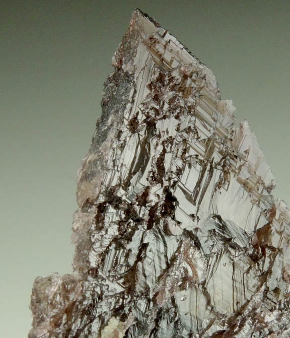 Axinite-(Fe) from Frano, near Khapalu, Ghanche District, Gilgit-Baltistan, Pakistan