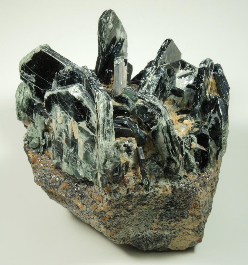 Clinochlore from Tilly Foster Iron Mine, near Brewster, Putnam County, New York