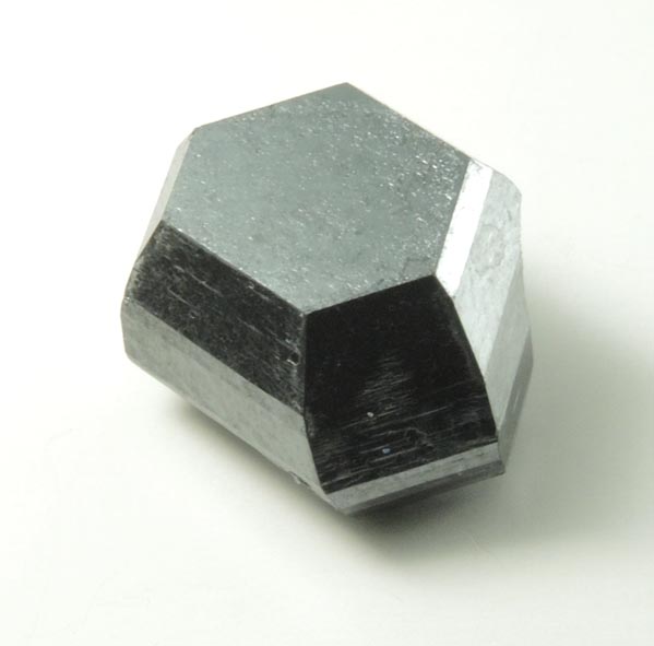Rutile from Graves Mountain, 19.5 km east of Washington, Lincoln County, Georgia