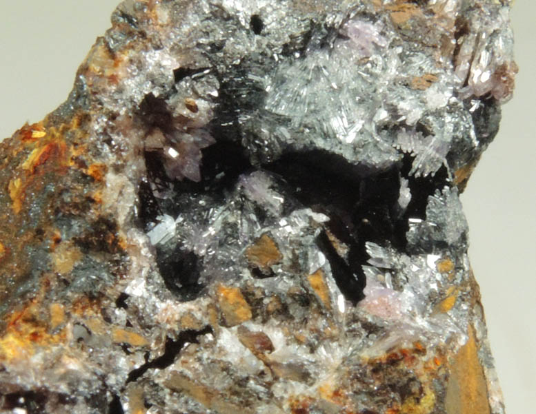 Strengite, Cacoxenite, Dufrenite-Kidwellite, Eleonorite, Goethite-Hematite from Indian Mountain, Cherokee County, Alabama